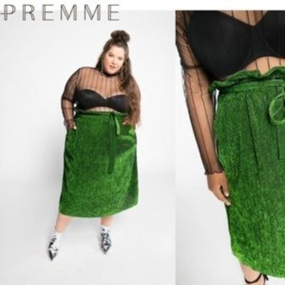 PREMME metallic green skirt!